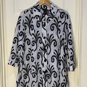 Black and White Tunic (XL) by Multiples